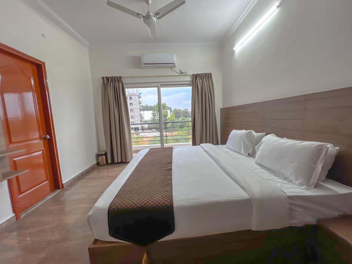 Hotel Elite By Agira Hotels-Free Airport Pickup Or Drop Yelahanka Esterno foto