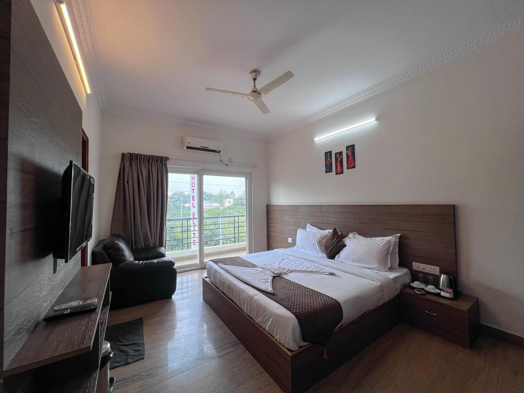 Hotel Elite By Agira Hotels-Free Airport Pickup Or Drop Yelahanka Esterno foto