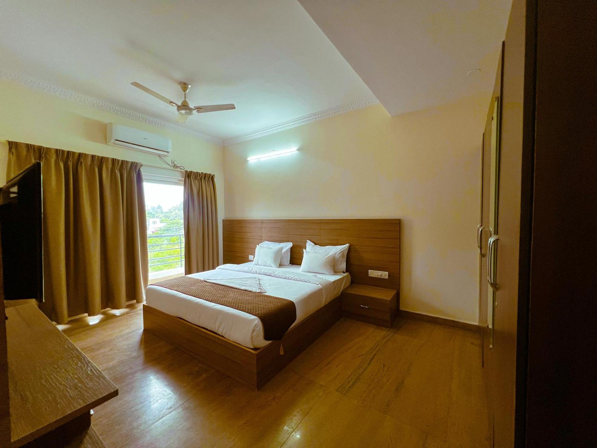 Hotel Elite By Agira Hotels-Free Airport Pickup Or Drop Yelahanka Esterno foto