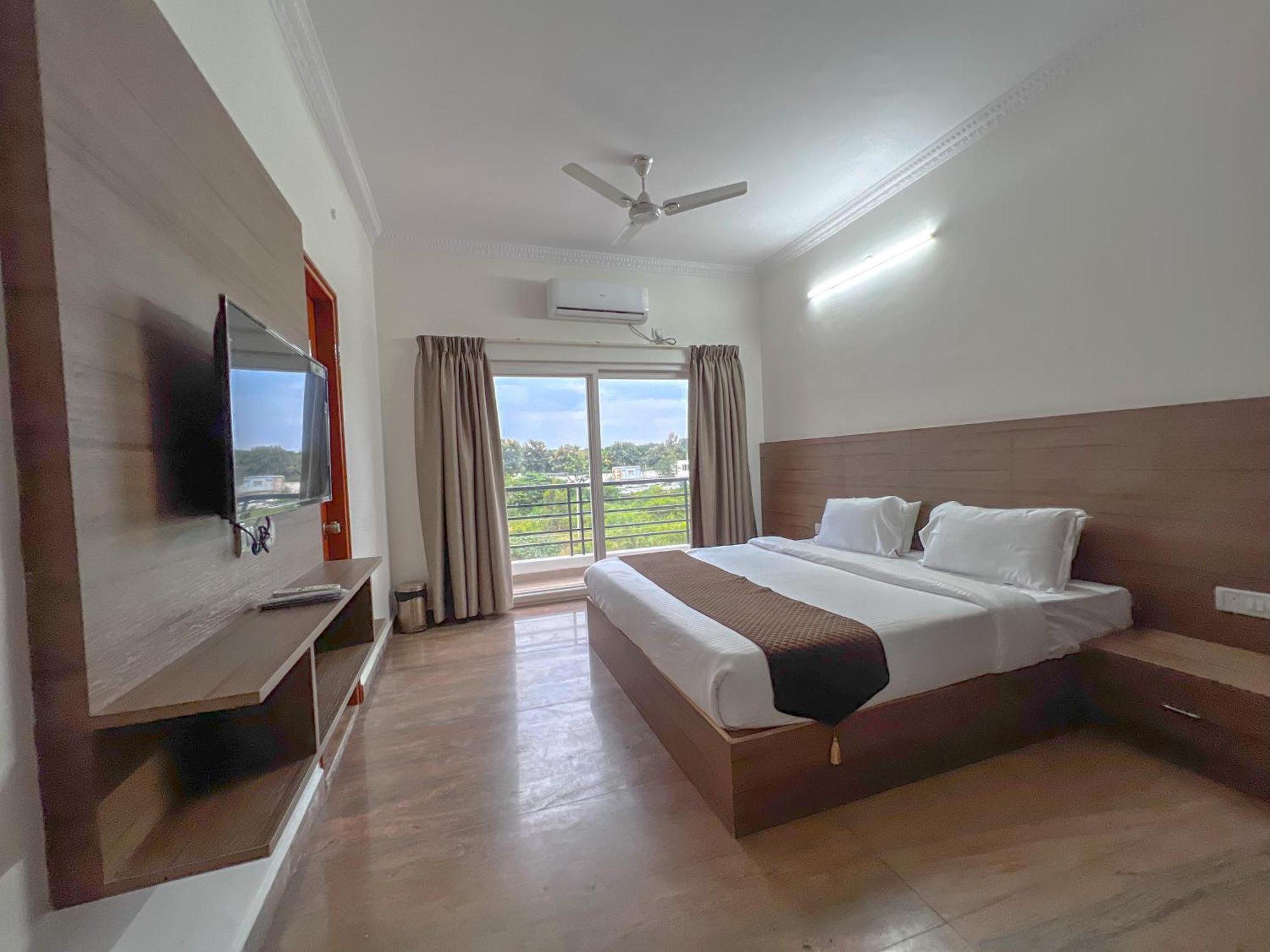 Hotel Elite By Agira Hotels-Free Airport Pickup Or Drop Yelahanka Esterno foto