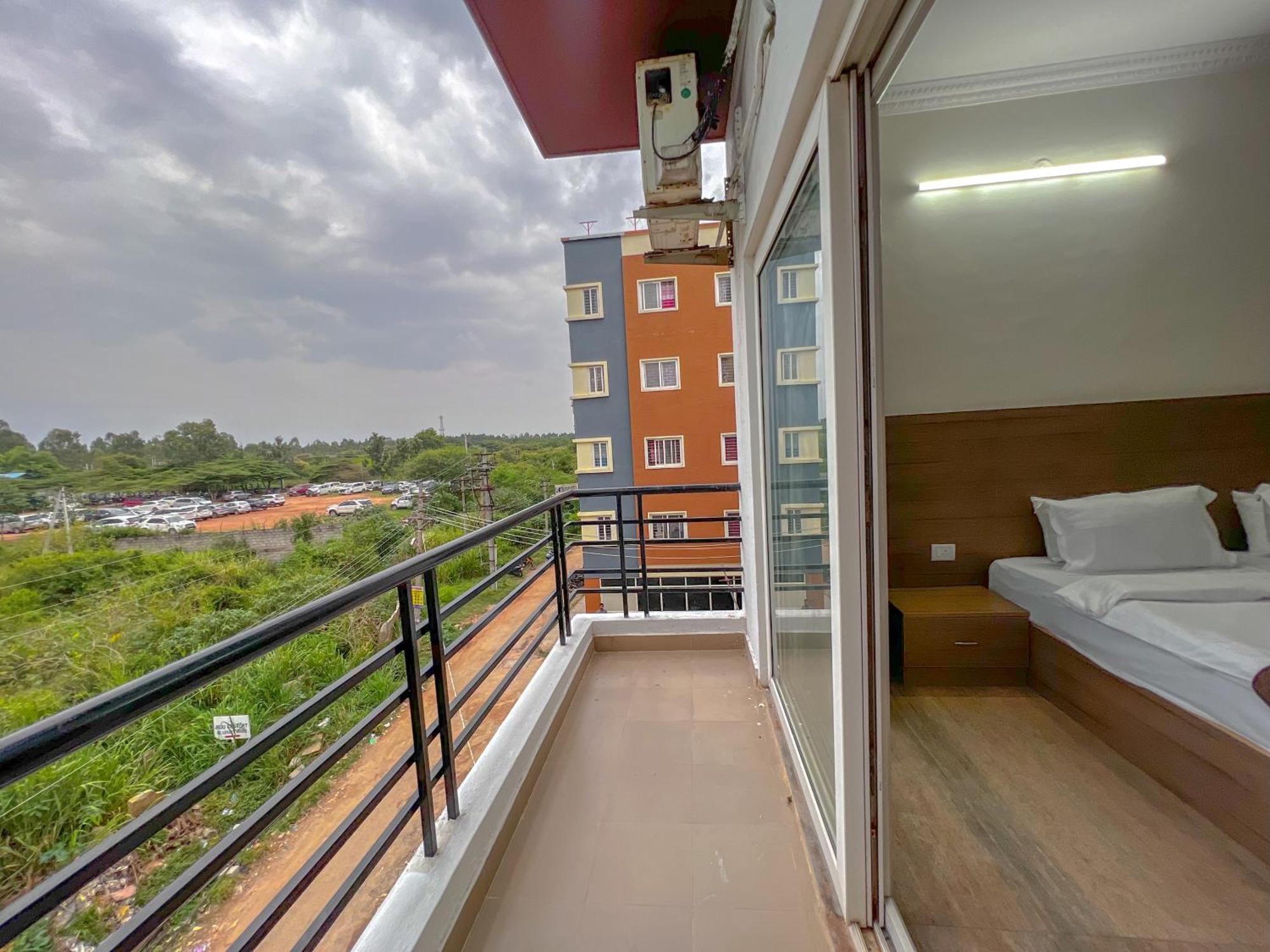 Hotel Elite By Agira Hotels-Free Airport Pickup Or Drop Yelahanka Esterno foto